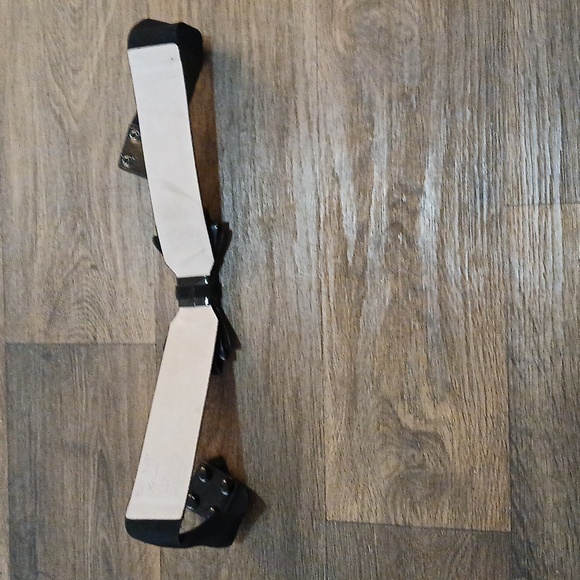 WHBM Black Patent Leather with Suede Bow Belt. - Picture 10 of 13